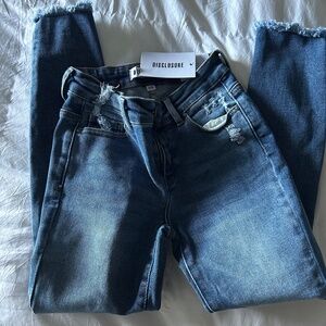 Disclosure Low-Rise Skinny Jeans for Women – Size S, Distressed Style with Fraye